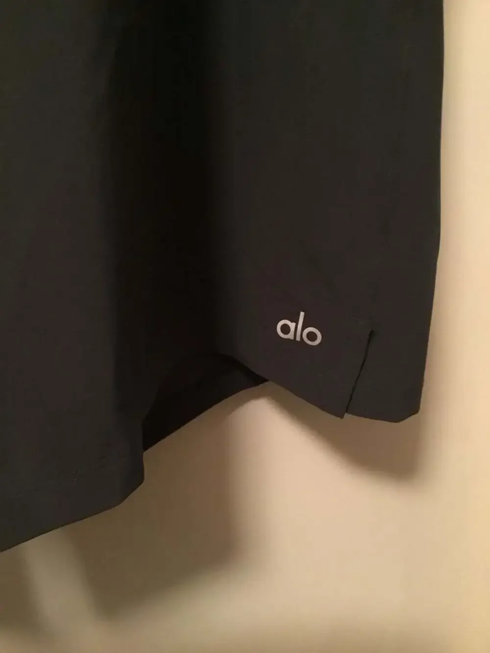 Alo Yoga Men's Repetition Training Shorts Gray size  XXL